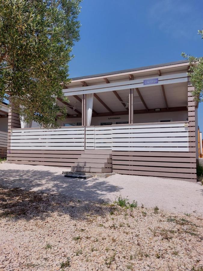 Holiday home Mobile Whit Sea View Lavojesa